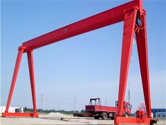 <b>中小型厂房物料搬运为何优先单梁龙门吊</b>